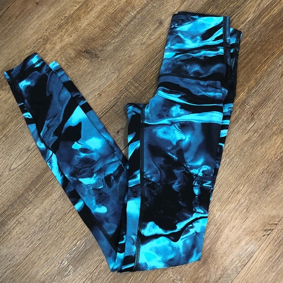 lululemon athletica Pants - Rare Lululemon Leggings